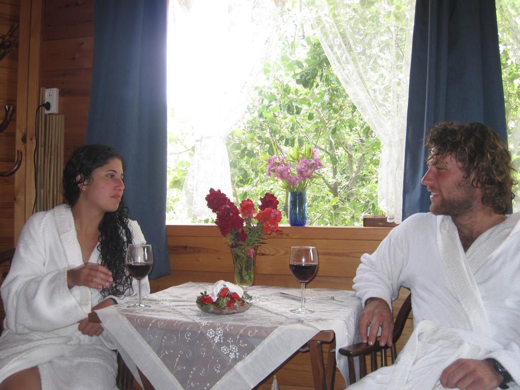 Spa In The Woods - B&B In Amirim Extérieur photo